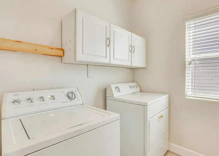 Coldwater Golf Course Getaway In Avondale! *
