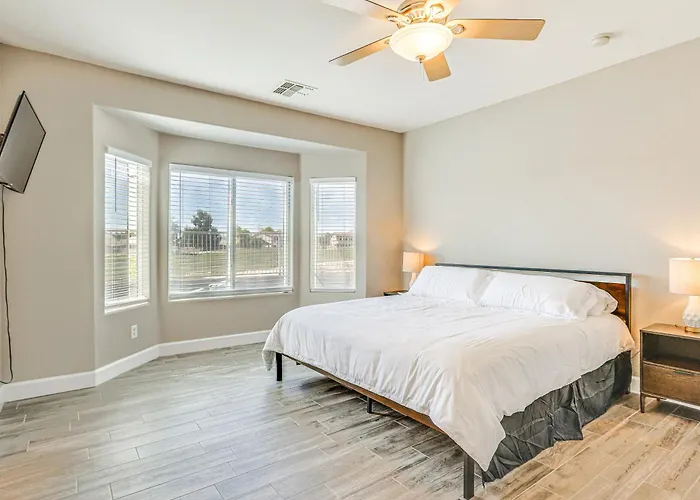 Coldwater Golf Course Getaway In Avondale! * Avondale
