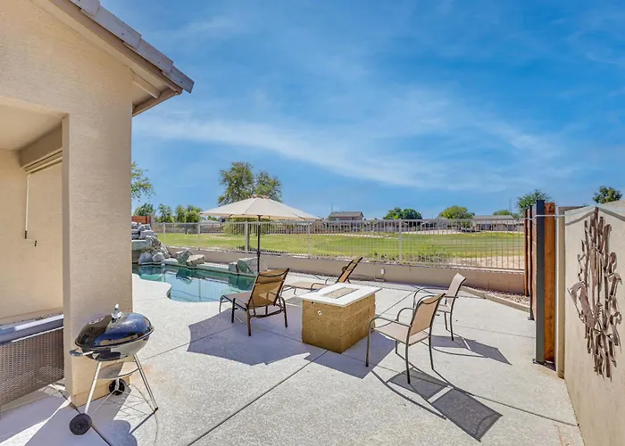 Holiday home Coldwater Golf Course Getaway In Avondale! Avondale